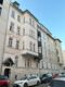 Zum Kauf: Stilvolle 2-Raum-Wohnung in denkmalgeschütztem Gründerzeithaus im charmanten Gohlis - Straßenansicht