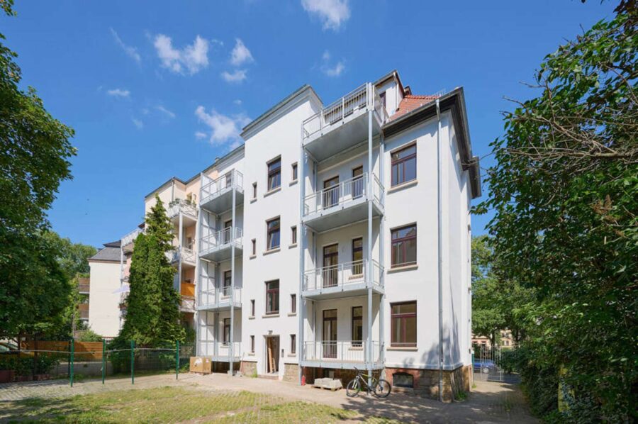 Aufwendig sanierte 3-Zimmer-Wohnung mit sonnigem Balkon und EBK in Leipzig-Lindenau, 04177 Leipzig, Etagenwohnung