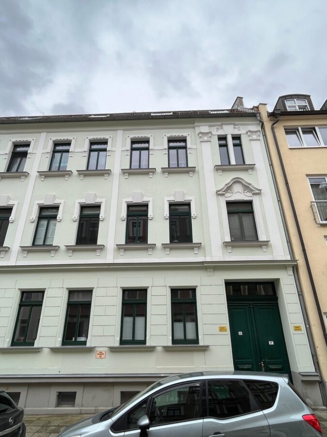 3-Zimmer-Wohnung im Gründerzeitstil: Historisches Flair & moderne Annehmlichkeiten in Leipzig, 04179 Leipzig, Etagenwohnung