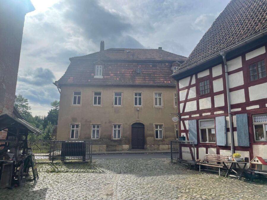 Historisches Herrenhaus trifft modernen Wohnkomfort – Ein einzigartiges Wohnprojekt in Pegau, 04523 Pegau, Mehrfamilienhaus